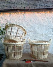 Load image into Gallery viewer, Quarter Cran Herring Basket
