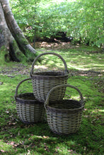 Load image into Gallery viewer, Egg Basket/Round Shopper