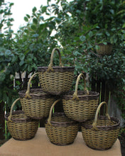 Load image into Gallery viewer, Egg Basket/Round Shopper