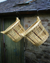 Load image into Gallery viewer, Eighth Cran Herring Basket